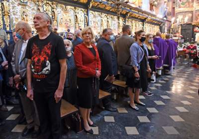 Szczątki trzech żołnierzy niezłomnych uroczyście pochowane... - zdjęcie 9