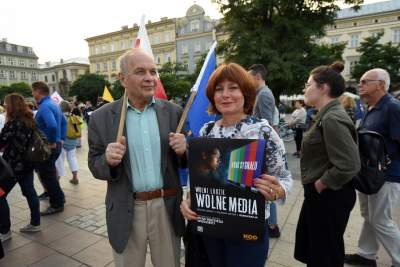 "Skąd się dowiesz o PISEXIT?" Protest na Rynku Głównym - zdjęcie 20