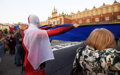 "Skąd się dowiesz o PISEXIT?" Protest na Rynku Głównym - zdjęcie 6