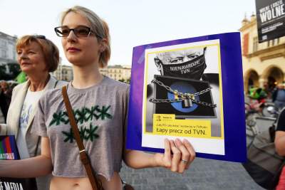 "Skąd się dowiesz o PISEXIT?" Protest na Rynku Głównym - zdjęcie 14