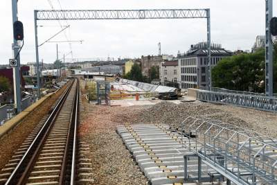 Nowa stacja, nowe mosty: drezyną po największej kolejowej inwestycji - zdjęcie 2