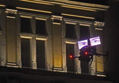 Dronowy pokaz w Krakowie. Idea szczytna, ale efekt rozczarował - zdjęcie 2