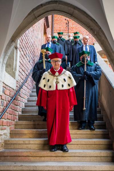 Inauguracja roku akademickiego na najlepszej polskiej uczelni. Fot. Jan Graczyński - zdjęcie 11