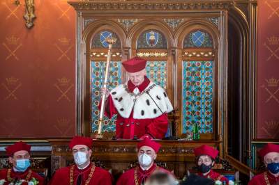 Inauguracja roku akademickiego na najlepszej polskiej uczelni. Fot. Jan Graczyński - zdjęcie 24