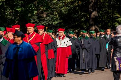 Inauguracja roku akademickiego na najlepszej polskiej uczelni. Fot. Jan Graczyński - zdjęcie 16