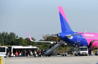 Dziwny wyścig na lotnisku: maluch ścigał się z samolotem - zdjęcie 4