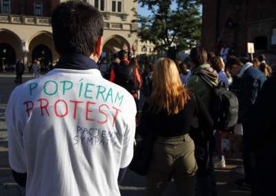 Młodzi Solidarnie z Protestem Medyków. Studenci protestowali w Krakowie - zdjęcie 22