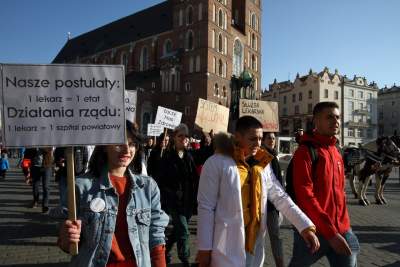 Młodzi Solidarnie z Protestem Medyków. Studenci protestowali w Krakowie - zdjęcie 9