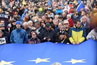 "My zostajemy, Rząd wychodzi" fot. Marek Lasyk - zdjęcie 1
