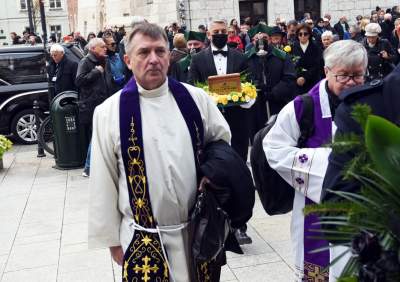 Kraków pożegnał poetę. Prochy złożono w Panteonie Narodowym - zdjęcie 21