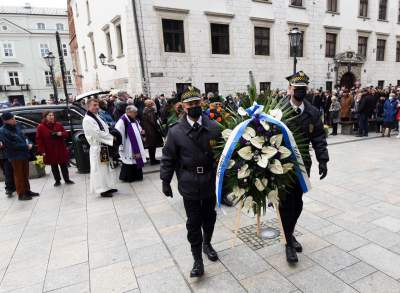 Kraków pożegnał poetę. Prochy złożono w Panteonie Narodowym - zdjęcie 17