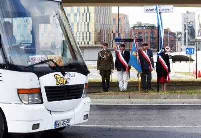 Kolejne rondo w Krakowie ma patrona. Upamiętniono Janusza Kurtykę - zdjęcie 7