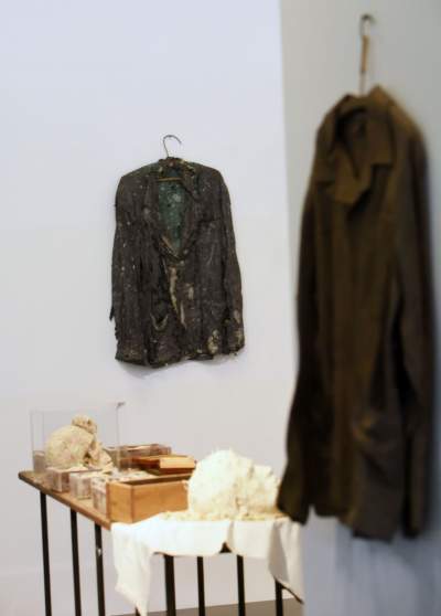 Wszystko jest sztuką, nawet... rozpad. Intrygująca wystawa - zdjęcie 32