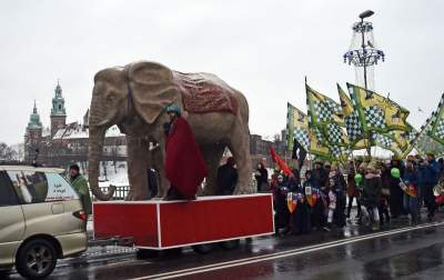 Imponujący orszak na ulicach Krakowa. Piękna tradycja - zdjęcie 15