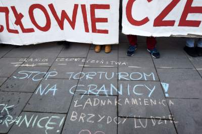 Marsz solidarności z osobami cierpiącymi na granicy polsko-białoruskiej - zdjęcie 24