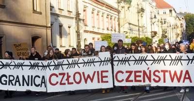 Marsz solidarności z osobami cierpiącymi na granicy polsko-białoruskiej - zdjęcie 5