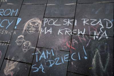 Marsz solidarności z osobami cierpiącymi na granicy polsko-białoruskiej - zdjęcie 27