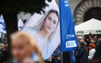 "Męski różaniec" zorganizował procesję za Polskę. Szli nie tylko mężczyźni - zdjęcie 24