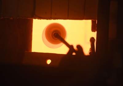 Tak tworzy się szklane cuda na Zabłociu... - zdjęcie 5