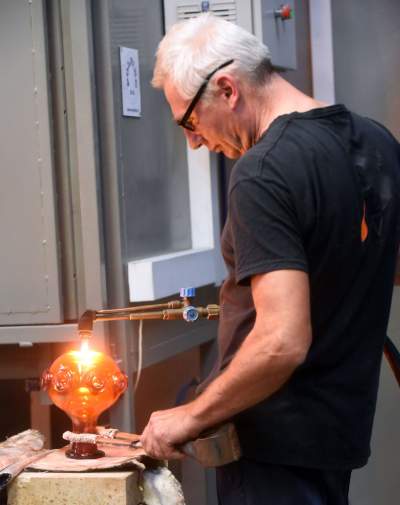 Tak tworzy się szklane cuda na Zabłociu... - zdjęcie 13