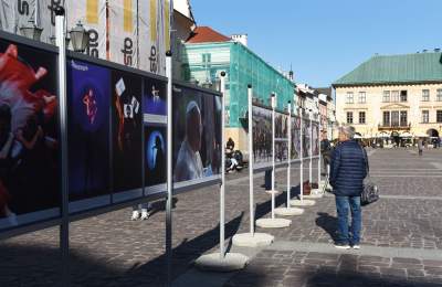 Wystawa już gotowa. Przyjaciele wybrali 65 spośród 100 tysięcy jego zdjęć - zdjęcie 20