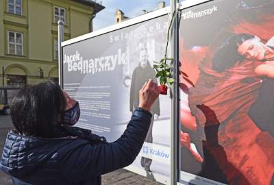 Świat czeka. Piękna wystawa na Małym Rynku - zdjęcie 19