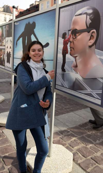 Świat czeka. Piękna wystawa na Małym Rynku - zdjęcie 15