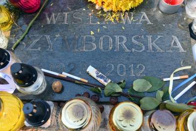Znicze, kwiaty, baloniki i stragany z cukierkami. Tak świętujemy... - zdjęcie 15
