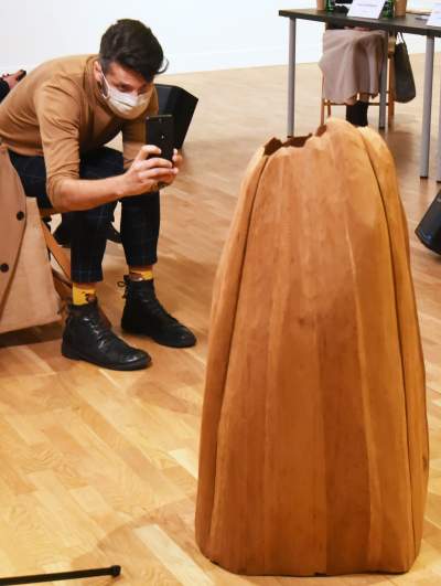 "Ursula von Rydingsvard. Tylko sztuka". Fot. Marek Lasyk - zdjęcie 17