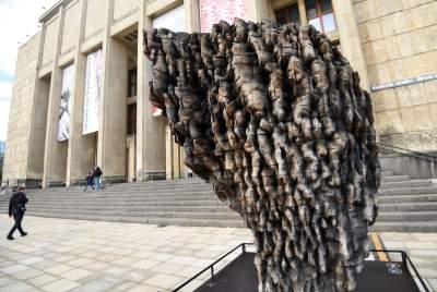 "Ursula von Rydingsvard. Tylko sztuka". Fot. Marek Lasyk - zdjęcie 2