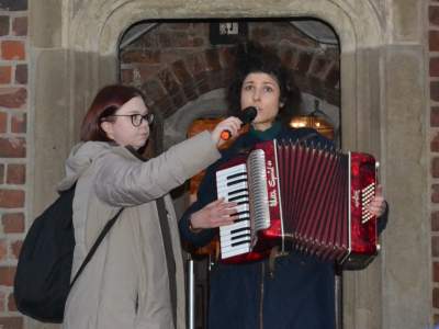 "Ani jednej więcej!" Tysiące protestujących w Krakowie - zdjęcie 12