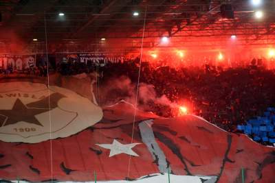 To były pierwsze od prawie dwóch lat derby z udziałem kibiców - zdjęcie 6