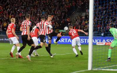 To były pierwsze od prawie dwóch lat derby z udziałem kibiców - zdjęcie 9