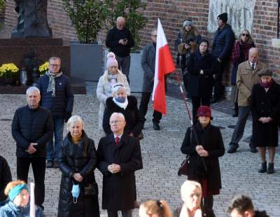 Kraków świętuje. 11 Listopada przed południem... - zdjęcie 15