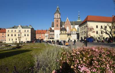 Kraków świętuje. 11 Listopada przed południem... - zdjęcie 18