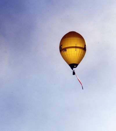 Kraków świętuje. 11 Listopada przed południem... - zdjęcie 19