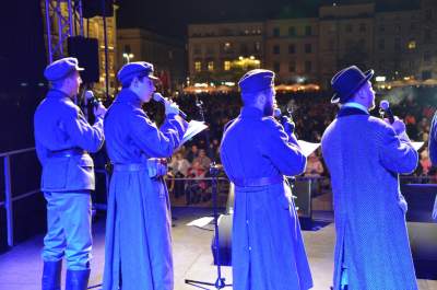 Listopadowa Lekcja Śpiewana: Radosna Niepodległość - zdjęcie 14