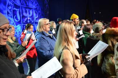 Listopadowa Lekcja Śpiewana: Radosna Niepodległość - zdjęcie 8