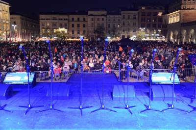 Listopadowa Lekcja Śpiewana: Radosna Niepodległość - zdjęcie 2