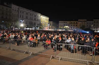 Listopadowa Lekcja Śpiewana: Radosna Niepodległość - zdjęcie 6