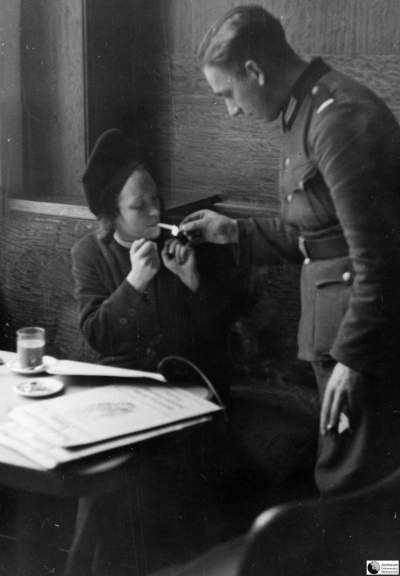 Niemieccy okupanci w Krakowie. Osiedlilo się wtedy ok. 50 tysięcy Niemców - zdjęcie 23