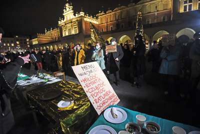 Wigilia dla imigrantów na krakowskim Rynku - zdjęcie 37