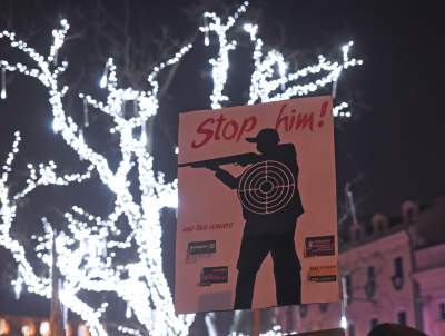 Dziki protest na Rynku Głównym: "żyj i ryj" - zdjęcie 8