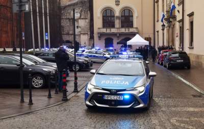 Taki prezent dostała policja od władz Krakowa... - zdjęcie 13