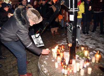 Kraków w hołdzie zamordowanemu prezydentowi Gdańska - zdjęcie 2