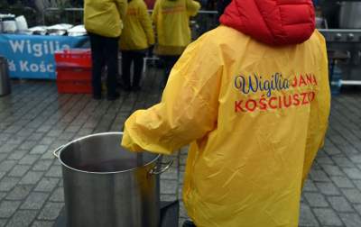 Wigilia dla bezdomnych i potrzebujących. fot. Marek Lasyk - zdjęcie 2