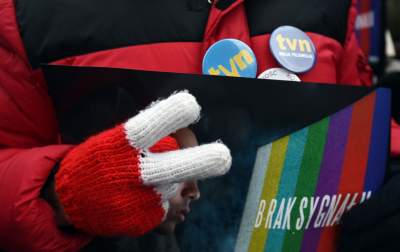 Protest w obronie wolnych mediów. fot. Marek Lasyk - zdjęcie 34