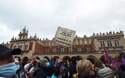 Protest w obronie wolnych mediów. fot. Marek Lasyk - zdjęcie 38