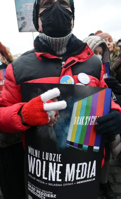 Protest w obronie wolnych mediów. fot. Marek Lasyk - zdjęcie 36