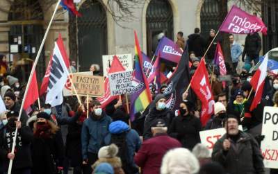 Demonstracja w Krakowie w 99. rocznicę zabójstwa Gabriela Narutowicza - zdjęcie 28